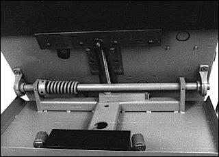 StrongArm_1.jpg (15597 bytes)