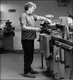 pg9bcg.jpg (27396 bytes)